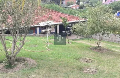 Casa no loteamento figueiras, nova cidade, rio das ostras/rj