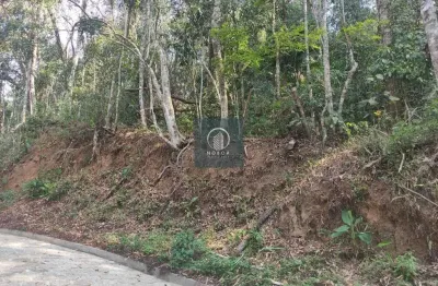 Terreno em condomínio em quebra frascos, teresópolis/rj