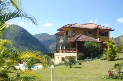 Belíssima casa, com vista deslumbrante - alto padrão em albuquerque, teresópolis/rj