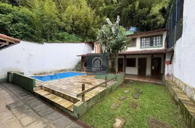 Casa com 7 quartos para alugar no Várzea, Teresópolis 