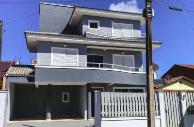 Sobrado com 4 dormitórios-vista mar- à venda, 219 m²- por r$ 1.300.000 - brasília - itapoá/sc