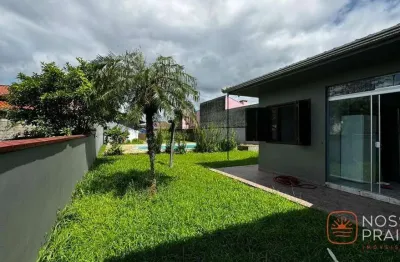 Casa com piscina e edícula – 400m do mar em balneário cambiju! itapoá sc