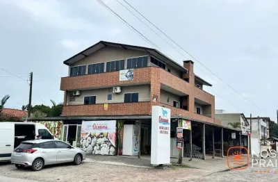 Sobrado com 2 dormitórios à venda por r$ 2.500.000,00 - jardim perola do atlântico - itapoá/sc