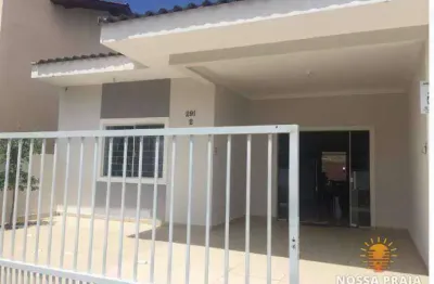 Casa a 200m da praia com piscina e 2 dormitórios à venda, 120m² por R$520.000,00 - Sai Mirim - Itapoá/SC