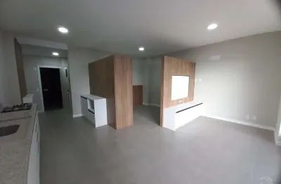 Apartamento com 1 quarto à venda na rua felipe schmidt, 870, centro, florianópolis, 44 m2 por r$ 1.190.000