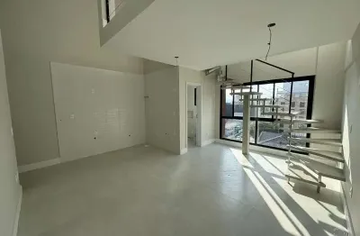 Apartamento com 1 quarto à venda na rua irmão joaquim, 121, centro, florianópolis, 46 m2 por r$ 680.000