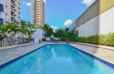 Imóvel para venda possui 250 metros quadrados com 3 quartos moema