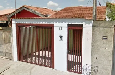 Casa à venda na Rua Tapirapé, 85, Vila Dias, Mogi Mirim