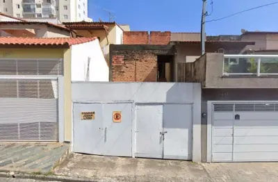 Casa à venda na Rua Lupércio de Miranda, 1648, Campestre, Santo André