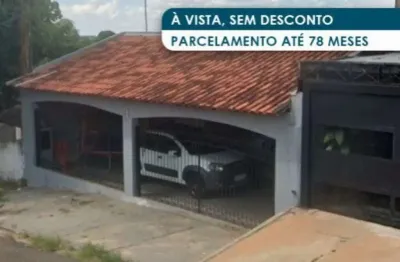 Casa à venda na Rua Henrique Dias, 526, Palmital, Marília