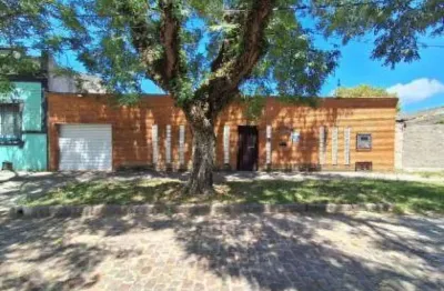 Casa com 2 quartos à venda na Avenida Major Carlos Pinto, 220, Cidade Nova, Rio Grande