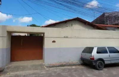 Casa com 2 quartos à venda na Travessa Antônio Magalhães, 436, Guajerú, Fortaleza