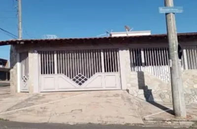 Casa 135 m² - bauru-sp - rua domingos bertoni, 3-80 - esquina com a rua romeu crivelli - quarteirão 3 - vila industrial