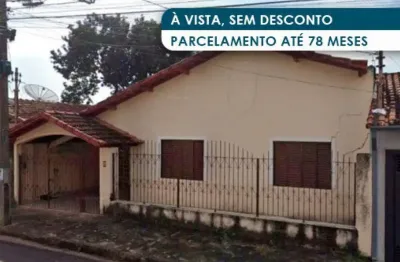 Casa à venda na Rua Tenente Manoel Torres de Aquino, 63, Jardim Esplanada, Pouso Alegre