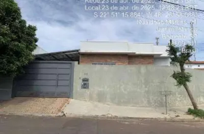 Casa à venda na Rua João Martins, 26, Jardim Iolanda, Botucatu