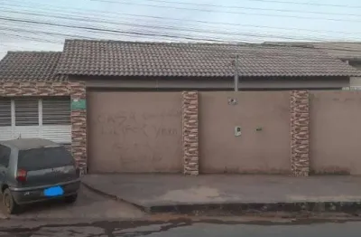 Casa com 3 quartos à venda na Rua Portugal, s/n, Jardim do Ingá, Luziânia