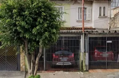 Casa à venda na Rua Silveira da Mota, 429, Cambuci, São Paulo