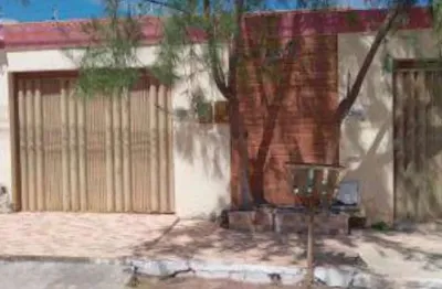 Casa com 4 quartos à venda na Rua Joel Lobo de Brito, 232, Aeroporto, Juazeiro do Norte
