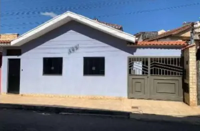 Casa com 3 quartos à venda na Rua Venâncio, 103, Bela Vista, Congonhal
