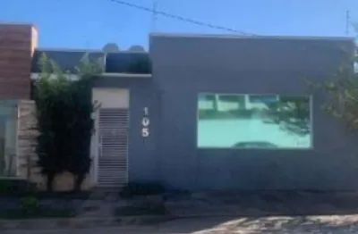 Casa com 3 quartos à venda na Rua Antônio Mesquita Jardim, 105, Santa Luzia, Varginha