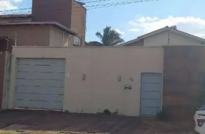 Casa com 4 quartos à venda na Rua Jatobá, 94, Centro, Xinguara