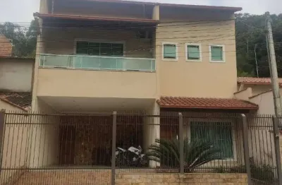 Casa com 6 quartos à venda na Rua C, 267, Santa Rita, Barra Mansa