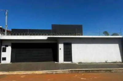 Casa à venda na Rua S-066, Anápolis City, Anápolis