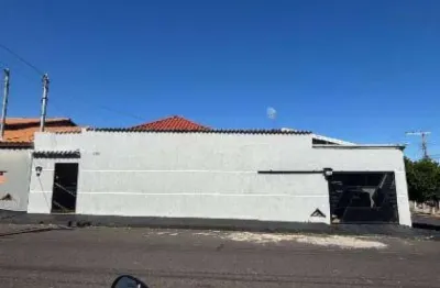 Casa com 3 quartos à venda na Rua Promotor Osvaldo Afonso Borges, 620, Presidente Roosevelt, Uberlândia