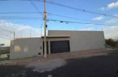 Casa à venda na Rua Lourival Honório de Oliveira, 233, Jardim das Araucárias, Sertãozinho