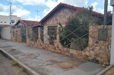 Casa com 3 quartos à venda na Avenida Firmo Antônio De Freitas, 989, Setor Cristo Redentor, Morrinhos