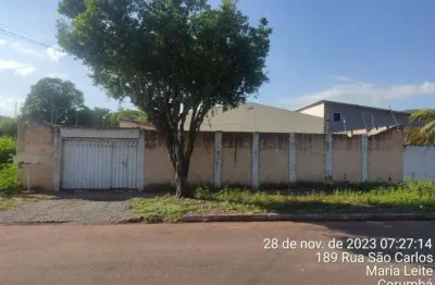 Casa com 3 quartos à venda na Rua São Carlos, 370, Maria Leite, Corumbá
