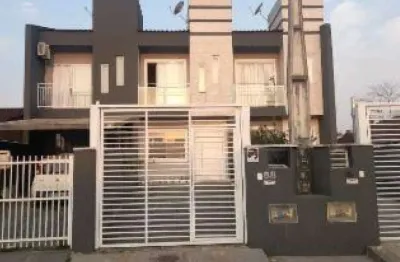 Casa com 1 quarto à venda na Rua dos Serventuários, 99, Petrópolis, Joinville