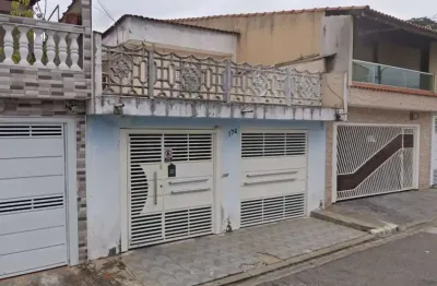 Casa à venda na Rua Chico Lopes, 174, Jardim Lucinda, São Paulo