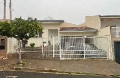 Casa com 3 quartos à venda na Rua Alexandre Guizardi, 465, Jardim Pérola, Marília