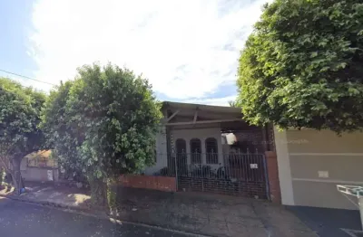 Casa à venda na Rua Nove de Julho, 1731, Centro, Andradina