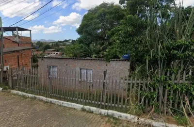 Terreno 275 m² e 34 m² (de área construída) - Areinha - Viana - ES