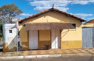 Casa à venda na Rua Quintino Bocaiuva, 880, Centro, Brotas