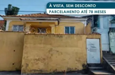 Casa à venda na Rua Tancredo Neves, 489, São Mateus, São João de Meriti