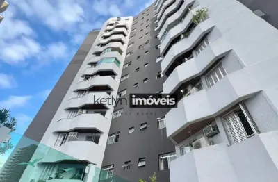 Apartamento no centro com 3 dormitórios com 129 m² semimobiliado