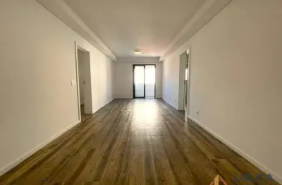 Apartamento à venda, 3 quartos sendo 1 suíte, no centro de florianópolis/sc