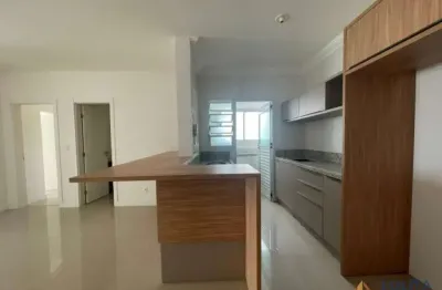 Apartamento de 3 quartos, sendo 1 suíte e 2 vagas de garagem à venda em florianópolis/sc.