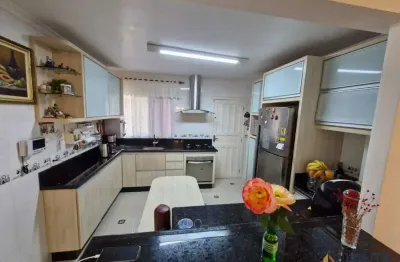 Casa à venda com 2 suítes no bairro trindade, florianópolis/sc