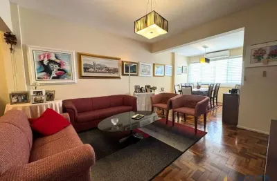 Apartamento à venda, 3 quartos e 1 vaga de garagem no centro de florianópolis