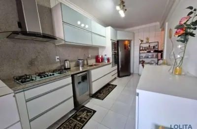 Apartamento à venda no estreito, à 500 metros da beira mar continental, florianópolis/sc