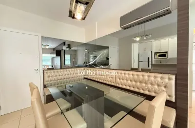 Apartamento semi mobiliado com 2 dormitórios, no Centro de Florianópolis/SC