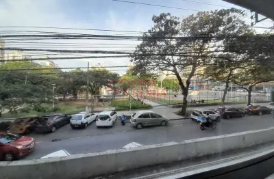 Fantástica 291 m² com mezanino 3 banheiros e cozinha