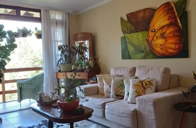 Apartamento no green valley por r$ 399.000,00 com direito à transferência de título de sócio do clube.