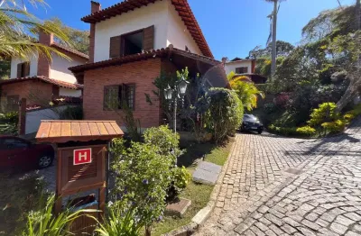 Casa em condomínio de luxo na serra com 3 quartos mais dependência – r$ 790.000