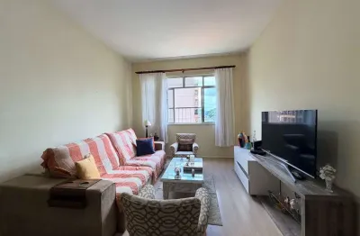 Apartamento no Alto, próximo de todo o comércio, faz tudo a pé, 3 quartos