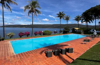 Lindo rancho a venda as margens da represa de furnas